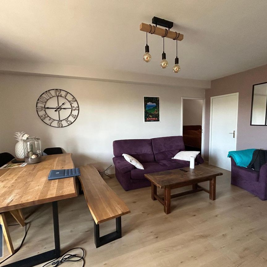 Location Appartement 1 pièce 11m² STE FOY LES LYON 69110 - Photo 1