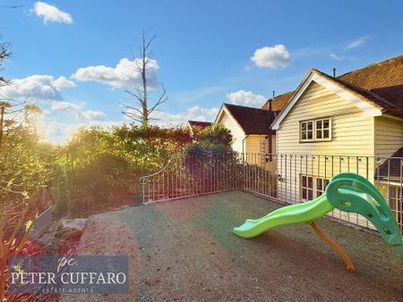 3 bedroom end of terrace house to rent - Photo 4