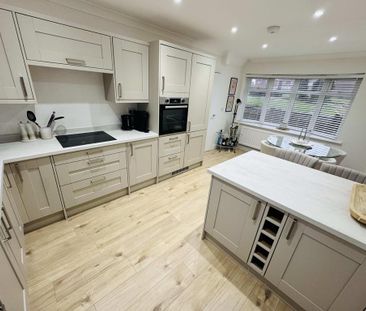 2 bedroom semi-detached house to rent - Photo 3