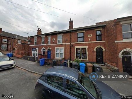 1 bedroom in a house share to rent - Photo 5