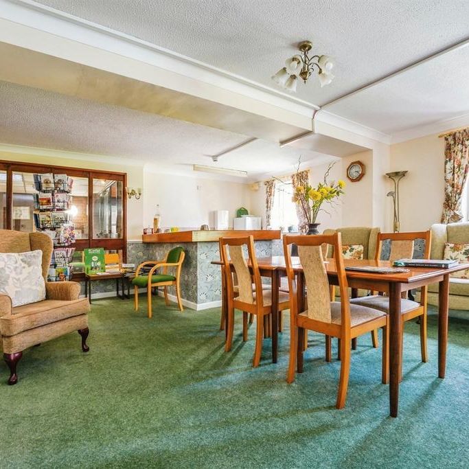 1 bedroom retirement property to rent - Photo 1