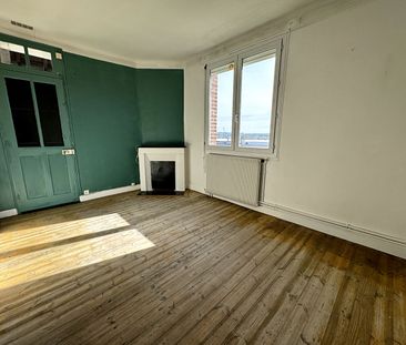House - Photo 2