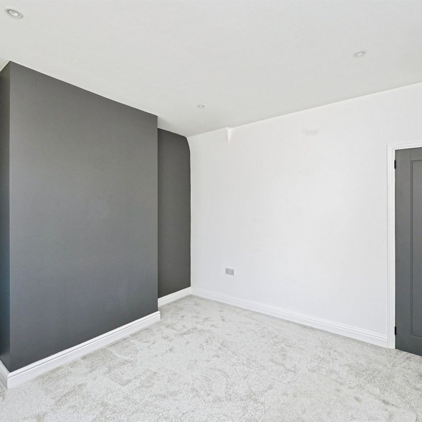 Loscoe-DenbyLane, Loscoe, HEANOR - Photo 1