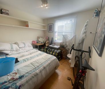 3 Bed Flat, Hartland Road, NW6 - Photo 4