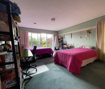 More than meets the eye on Melbourne - Photo 3