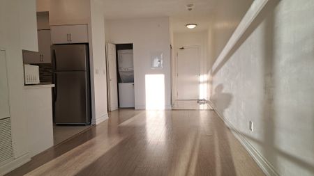 For Lease - 388 Prince of Wales Drive Unit# 405, Mississauga, Ontario - Photo 3