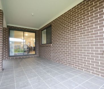 Stylish Family Home Offering Comfort, Space & Convenience - Photo 1