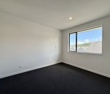 3 Bedroom Townhouse in Petone - Photo 1