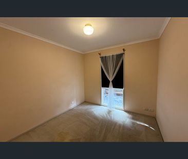 68 Fleetwood Drive, Narre Warren, Vic 3805 - Photo 5