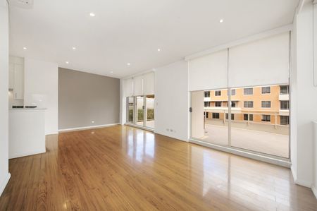 44/22 Crystal Street, Waterloo NSW 2017 - Apartment For Rent | Domain - Photo 3