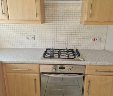 3 Bedroom Property Available TO LET Now! - Photo 6