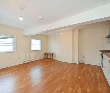 South Street, Chichester, PO19 - Photo 3