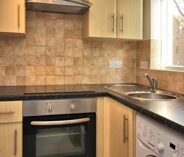 Studio to rent - Photo 4