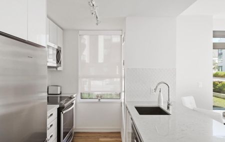 For Lease - 271 Sea Ray Avenue Unit# B105, Innisfil, Ontario - Photo 2