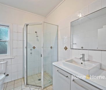 Location, Location - Photo 6