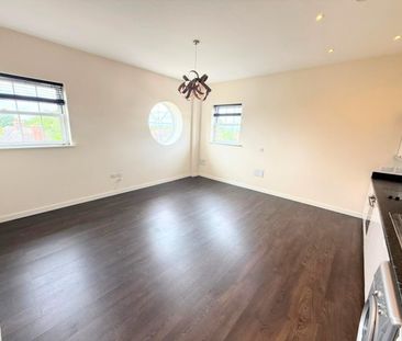 Beauvais Square, Bedford, MK42 - Photo 3