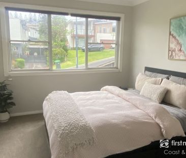 Spacious Family Living - Short-Term Lease Only - Photo 2