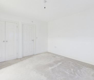 5 bedroom detached house to rent - Photo 3