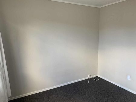 Affordable 3-Bedroom Home with Decent Garage - Photo 3