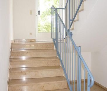 MÖBLIERT und sofort verfügbar: schicke 2-Raum-Wohnung - Photo 2