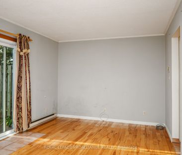 For Lease - 207D North Park Street, Belleville, Ontario - Photo 2