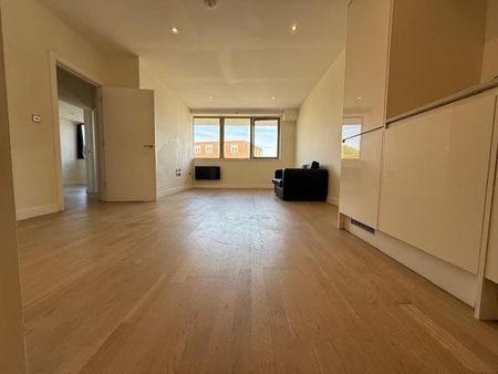 1 bedroom apartment to rent - Photo 2