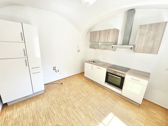 TOPLAGE NÄHE RATHHAUS | OPTIMAL AUFGETEILTE 4 ZIMMER MIT TERRASSE | SCHAUMANNSTRASSE - Foto 1