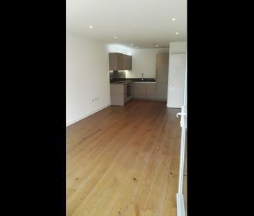 1 Bed Flat, Ottley Drive, SE3 - Photo 6