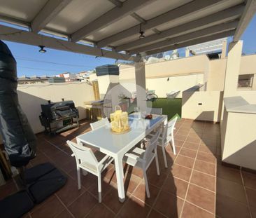 Ático de alquiler en Calle Campo de la Iglesia, Benajarafe - Photo 1