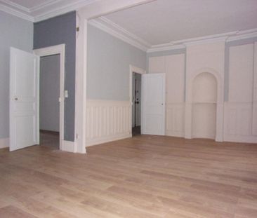 Location Appartement 3 pièces 116m² VERNON 27200 - Photo 2