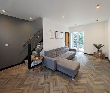 2 bedroom terraced house to rent - Photo 5