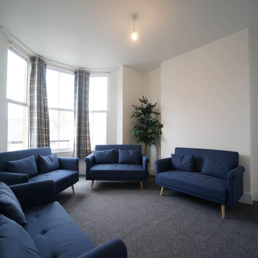 7 Holyhead Road - Photo 1