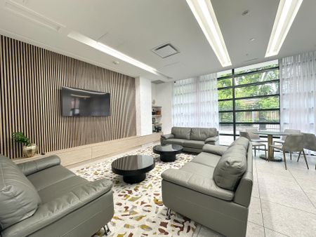 For Lease - 3385 Dundas Street Unit# 616, Toronto, Ontario - Photo 2