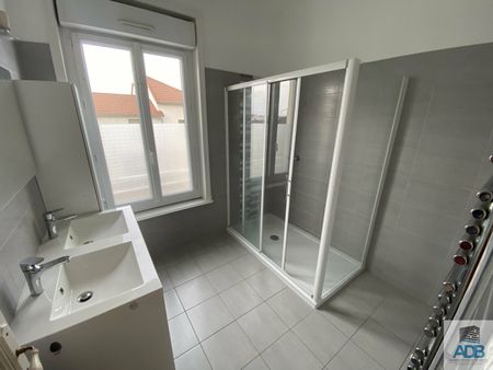 Riorges, 318 Avenue Charles de Gaulle - Photo 5