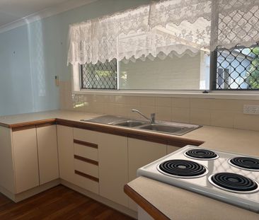 18 Laurinda Crs, Springwood QLD 4127 - House For Rent | Domain - Photo 1