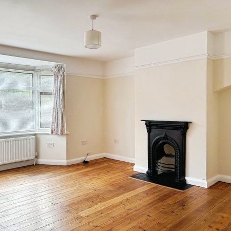 Ramsden Square, Cambridge - Photo 1