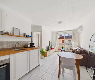 Location Appartement 2 pièces 29m² NICE 06300 - Photo 2