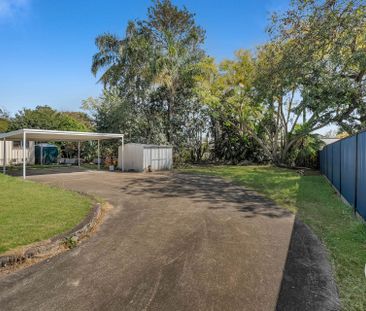 Family Friendly Home on a Generous Size Block - Photo 6