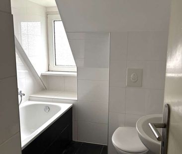 ~~Kleine Dachgeschoss 2 Zimmerwohnung in Bünde Mitte !~~ - Photo 2