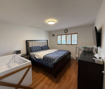 For Lease - 22 Rochefort Drive, Toronto, Ontario - Photo 2