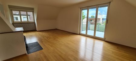 1 Monat gratis wohnen! Grosszügige Wohnung mit Weitblick auf den Gu... - Photo 2