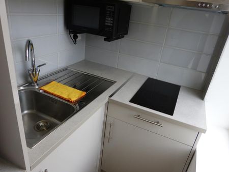 Studio to rent - Photo 4