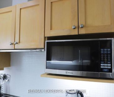 For Lease - 39 Twenty Fifth Street Unit# Upper, Toronto, Ontario - Photo 6