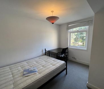 5 bedroom terraced house to rent - Photo 4