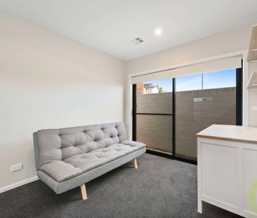 Modern, Energy-Efficient Townhouse with Private Entry - Photo 4