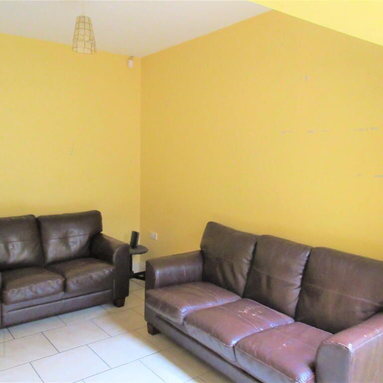 Great 5 Bedroom House, 9 Collingwood Avenue, Queens University Area, Belfast, BT7 1QT - Photo 1