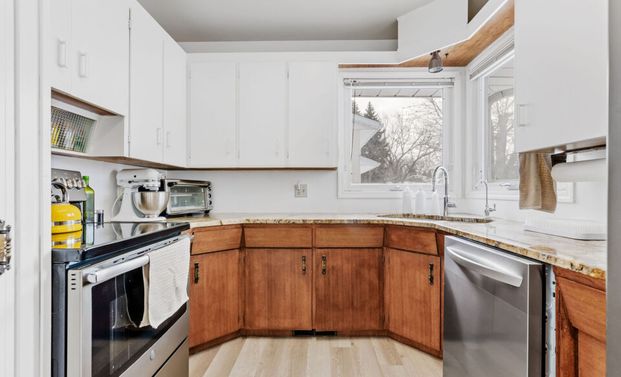 7 Oak Crescent Upper, Steinbach, MB - Photo 1