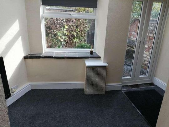 Crewe Road, Nantwich, CW5 - Photo 1