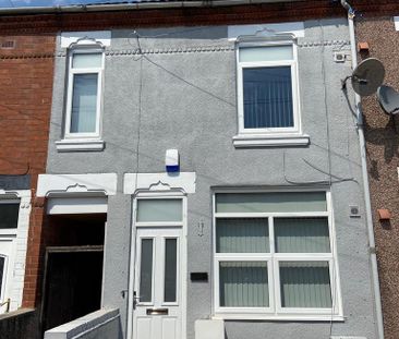 5 bedroom house of multiple occupation to rent - Photo 6