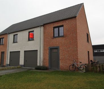 Halfopen nieuwbouwwoning met garage - Foto 6